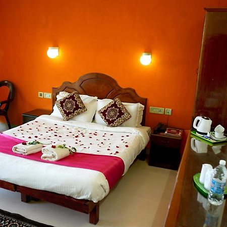 Ocean Bay Ayurvedic Beach Resort Kovalam Εξωτερικό φωτογραφία