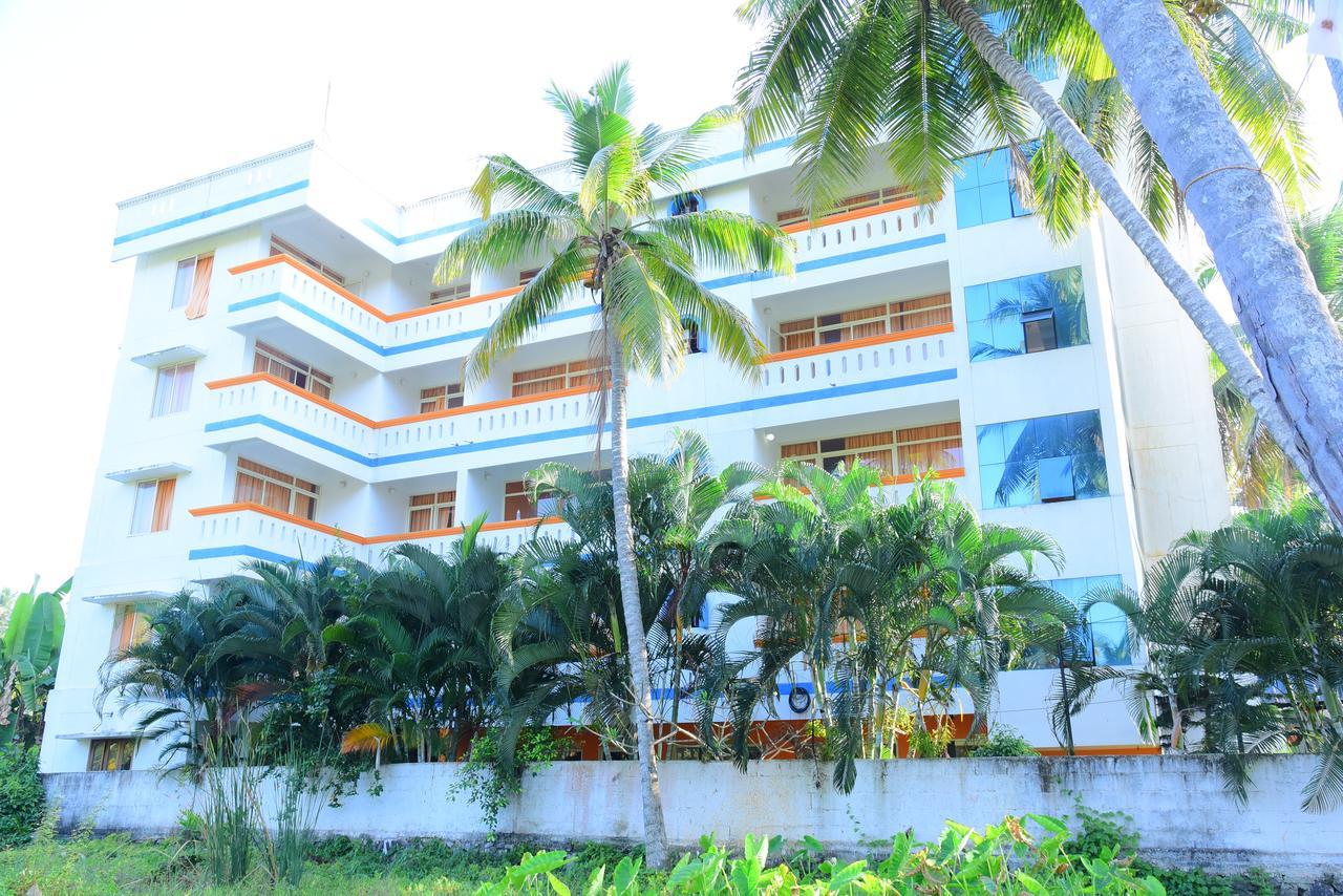 Ocean Bay Ayurvedic Beach Resort Kovalam Εξωτερικό φωτογραφία